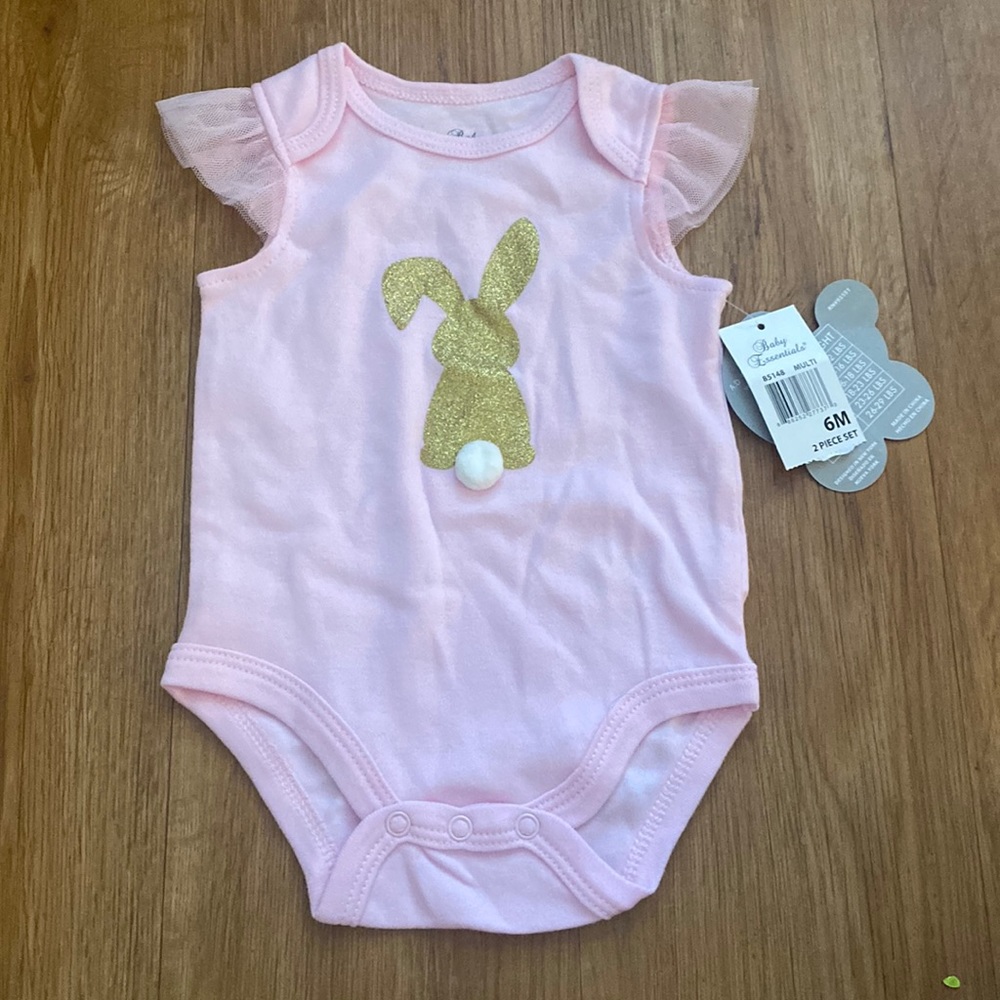 💗 4 for $25 cute bunny baby onesie